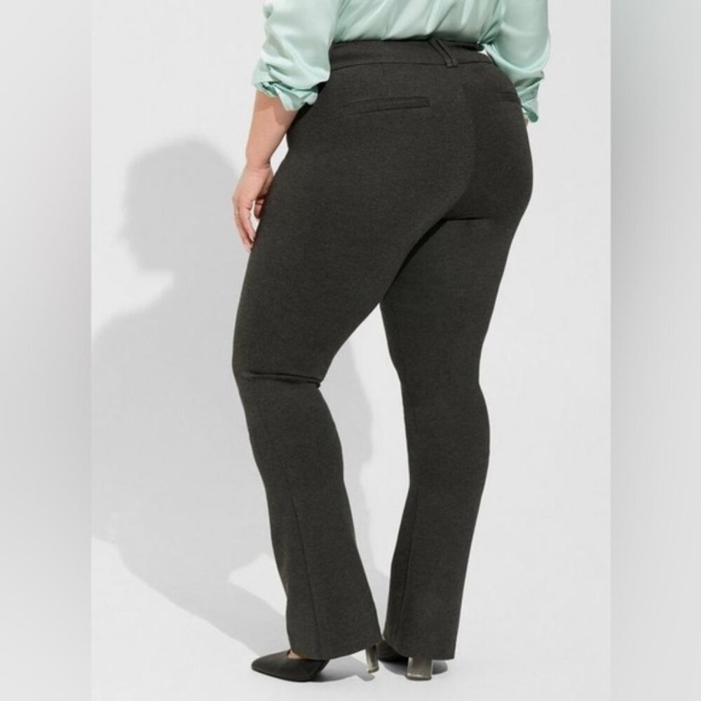 Torrid Trouser Boot Studio Luxe Ponte Mid-Rise Pant Size 24 - Picture 2 of 15